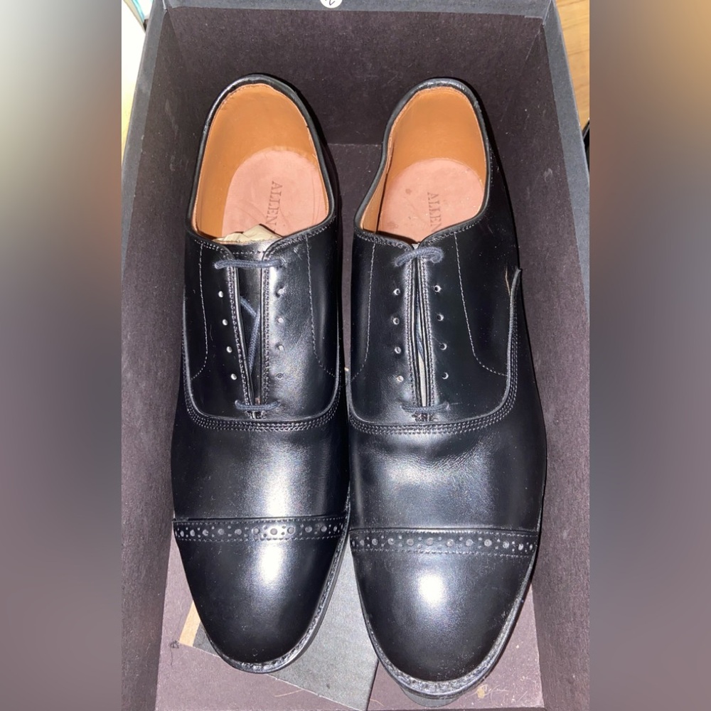 Allen Edmonds Strand Cap Oxfords Size 11 EEE